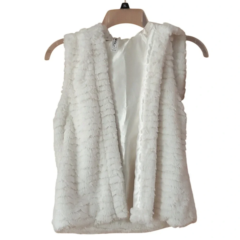 Knit Works Girl Size 14 Plush Faux Fur Off White Minky Hooded Vest
